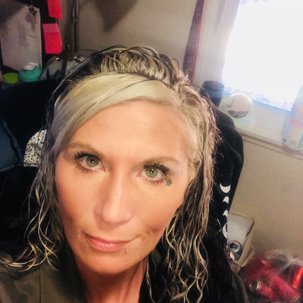 Meet your Posher, Yvonne